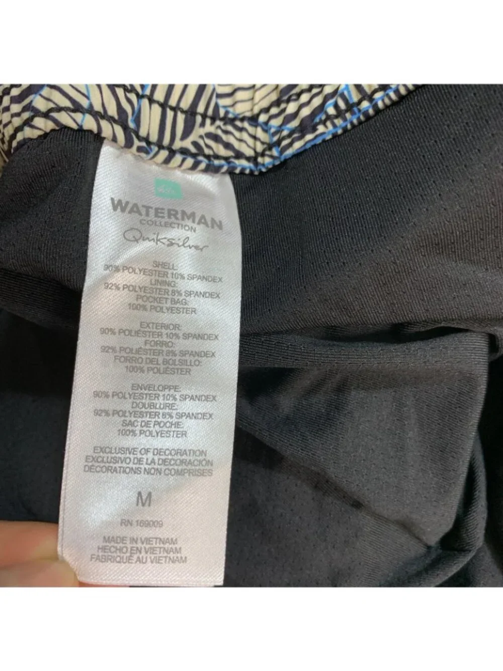 NWT Quiksilver Men's M Waterman Collection Swim Volley Shorts Black Stretch